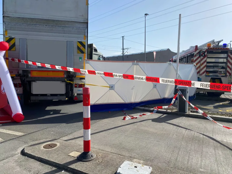 Steinhausen ZG – Verkehrsunfall fordert Todesopfer  