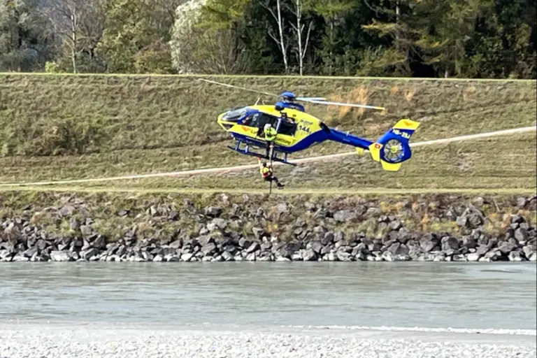 Tragischer Fund zwischen Schaan und Ruggell – Person tot aus dem Rhein geborgen
