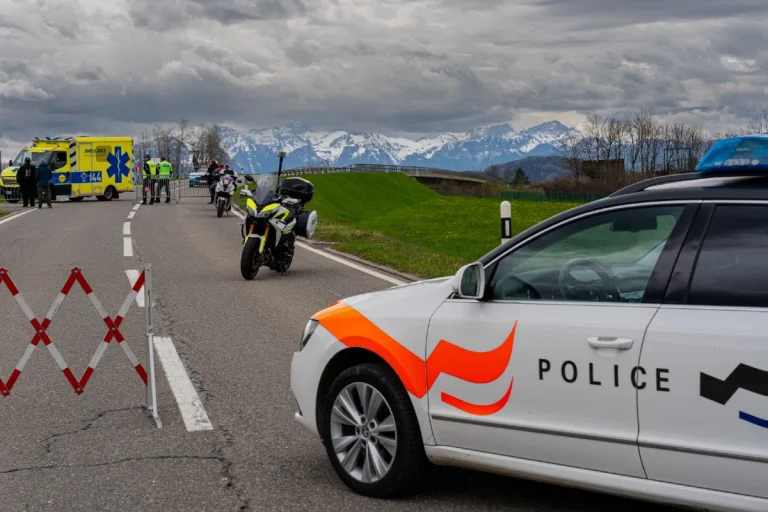 Verkehrsbehinderungen an der Tour de Suisse 2023 - Durchfahrt durch das Freiburgerland am 13.06.2023