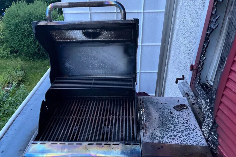 Rorschacherberg SG - Brand eines Gasgrills