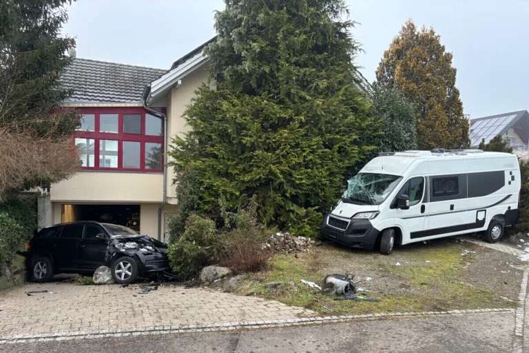 Verkehrsunfall in Sommeri TG – Von der Tochter abgelenkt