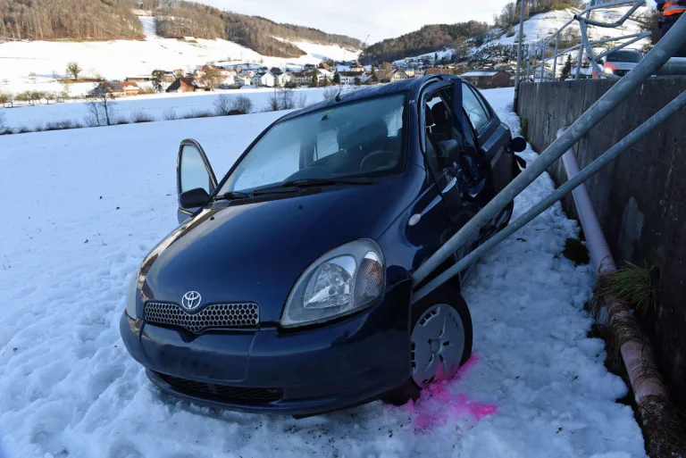 Reiden LU – Heftige Kollision zweier Fahrzeuge
