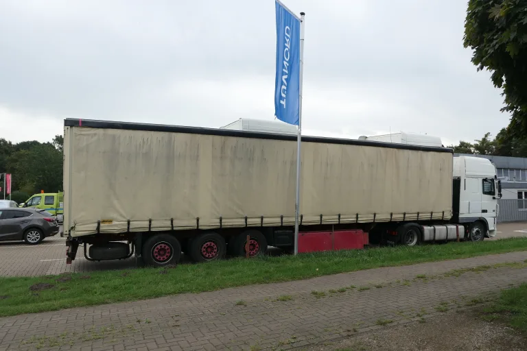A1 Emstek – Sattelzug mit massiven Mängel stillgelegt