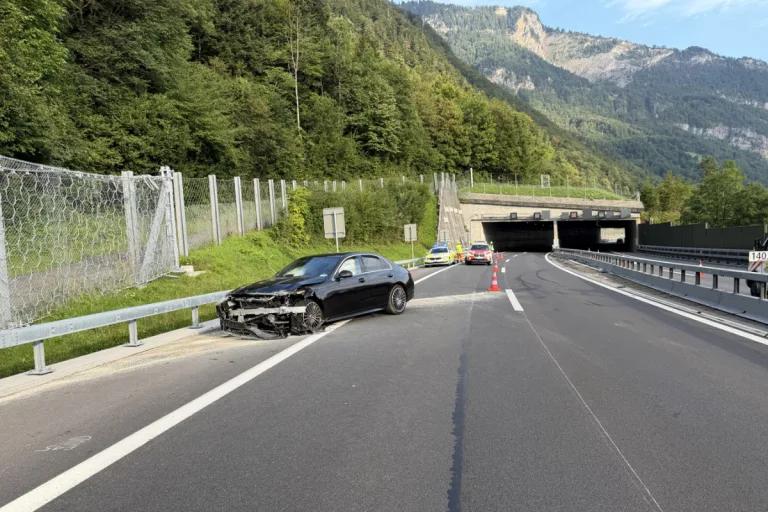 Seedorf UR – Zwei Verletzte nach Selbstunfall im A2-Tunnel