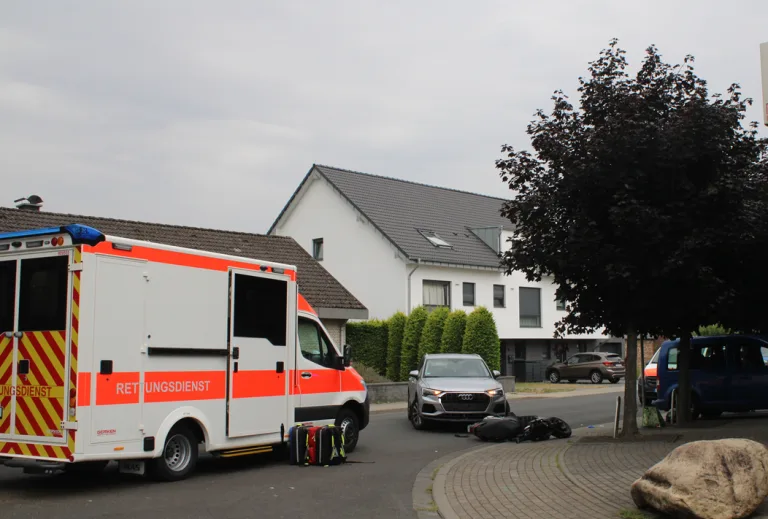 Grevenbroich – Rollerfahrerin durch Autofahrer schwer verletzt
