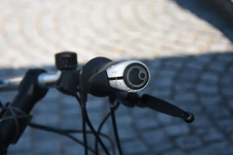 Henau SG – Lenker nach Unfall mit E-Bike verletzt