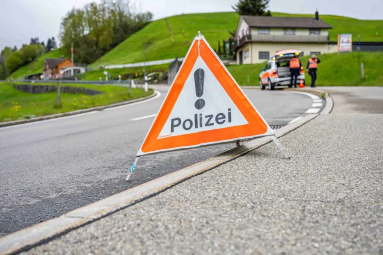 Herisau AR – Unfall zwischen Auto und E-Bike