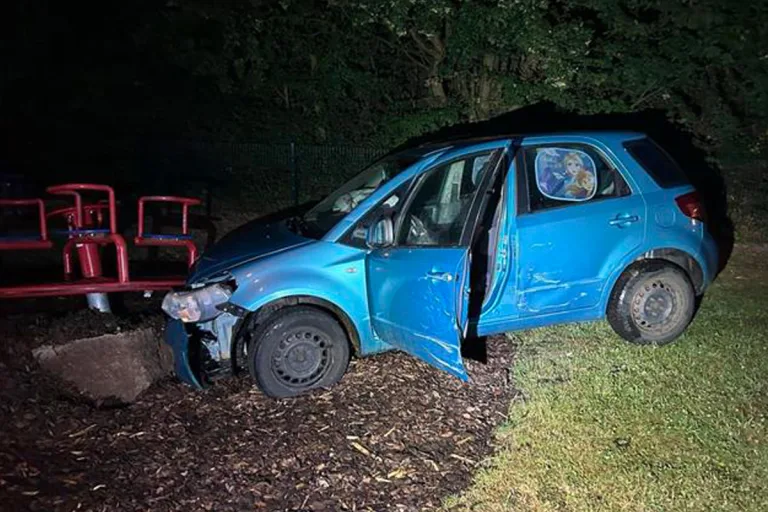 Altenglan RP – Autofahrerin verursacht Unfall unter Alkoholeinfluss
