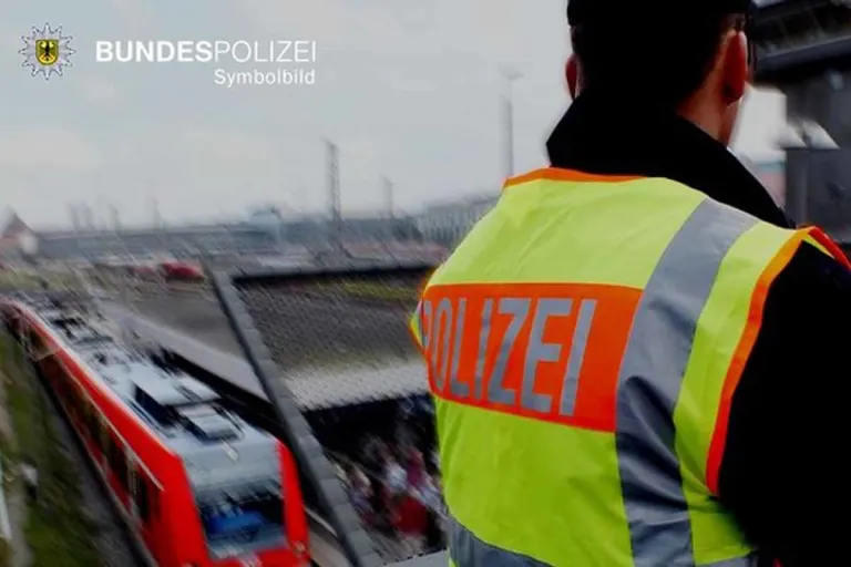München - S-Bahnsurfer abgestürzt - Schwere Brandverletzungen diagnostiziert