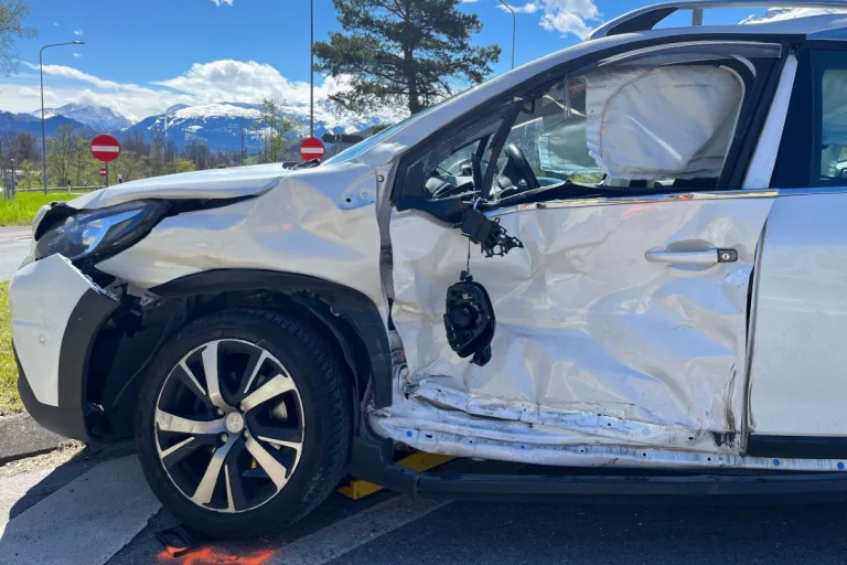Sevelen SG - 79-Jähriger übersieht vortrittsberechtigten SUV