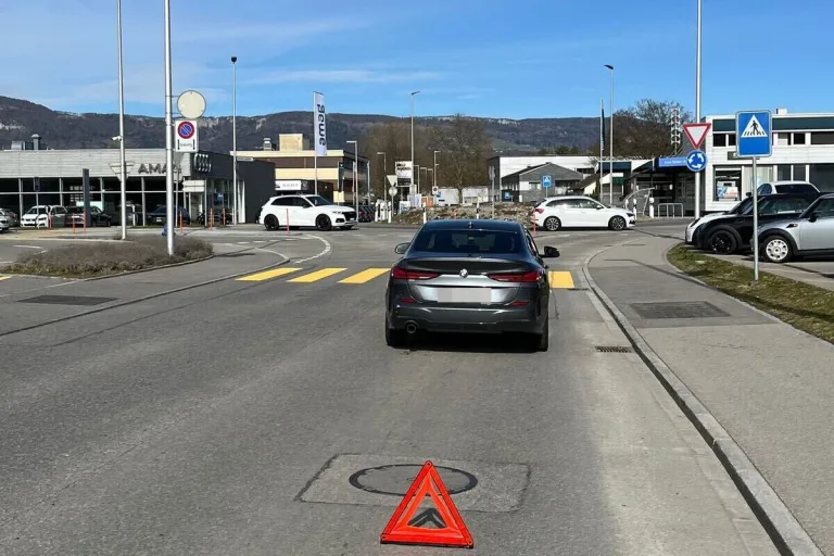 Zuchwil SO - Motorradfahrer flüchtet nach Unfall