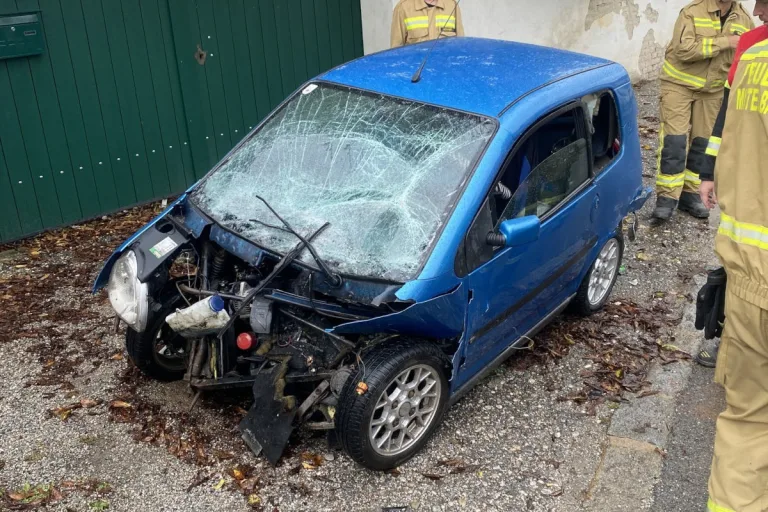 Paasdorf NÖ – Zwei Verletzte bei schwerem Unfall