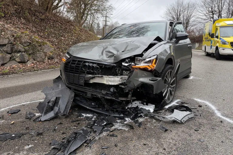 Unfall in St. Gallen – Frontal mit einem Lieferwagen kollidiert