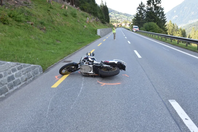 Churwalden GR – Motorradfahrer bei Unfall verletzt 