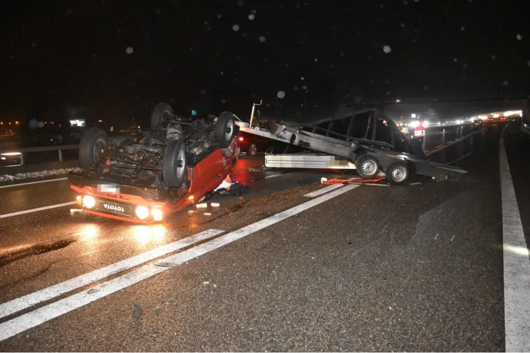 Wiedlisbach BE - Spektakulärer Selbstunfall auf der A1