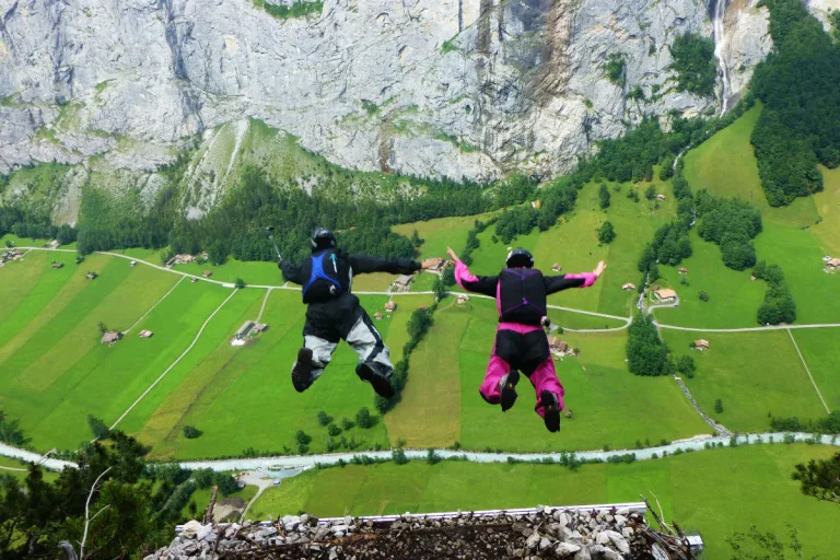 Illegaler Basejump im Alpgebiet von Appenzell-Innerrhoden – Anzeige folgt