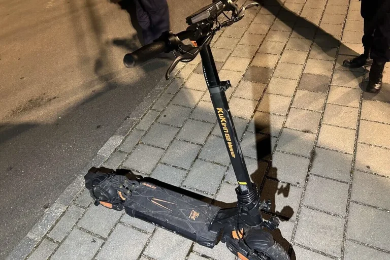 Villmergen AG - E-Scooter-Fahrer unter Drogeneinfluss verunfallt 