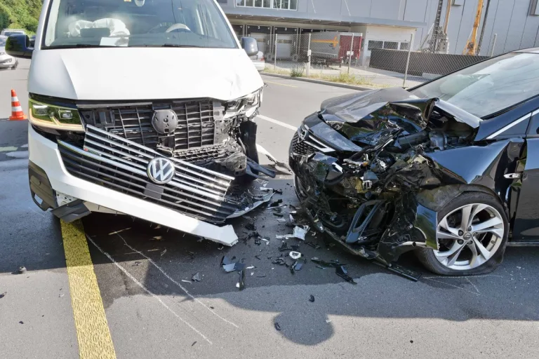 Drei Verletzte nach Verkehrsunfall in Luzern 