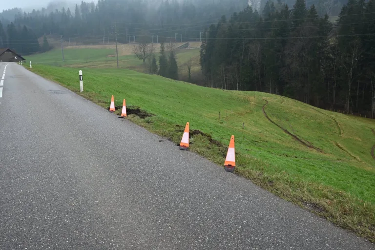 Nach Unfall in Hoffeld SG – Führerausweis auf der Stelle aberkannt