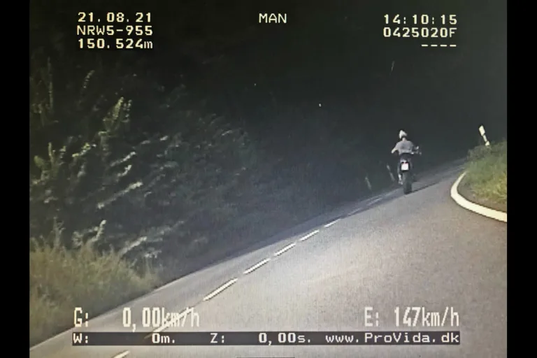 Mettmann – 147 km/h auf dem Südring – Polizei zieht Motorrad-Raser aus dem Verkehr 