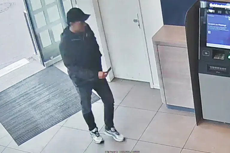 Berlin – Fahndung nach Betrug durch falschen Polizisten