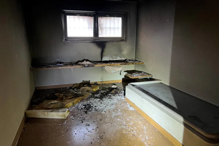 Bazenheid SG – Brand in Gefängniszelle – Häftling verletzt im Spital