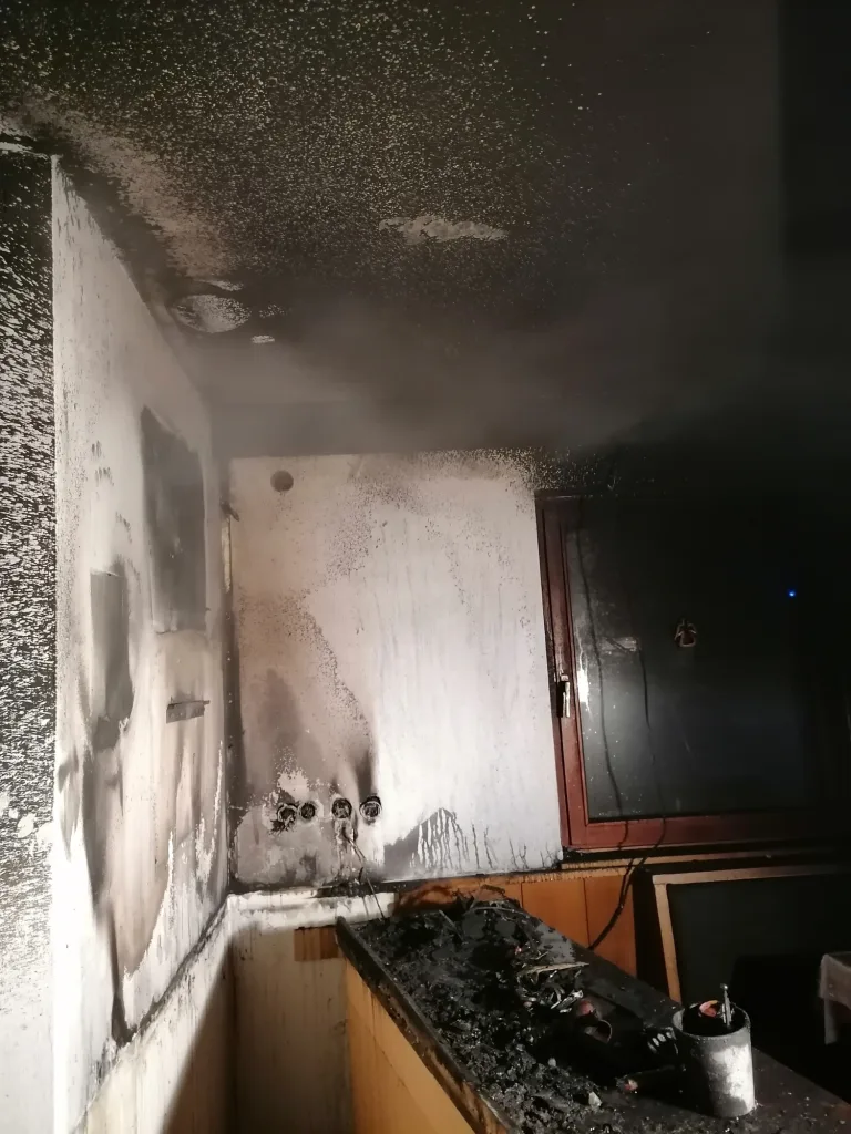 Radstadt - Hausbesitzerin durch Brandgeräusche geweckt
