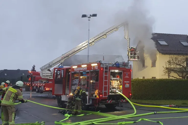Gailingen am Hochrhein BW – Frau stirbt bei Brand in Doppelhaushälfte