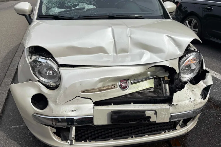 Sursee LU  – Zwei Frauen verletzt bei Unfall