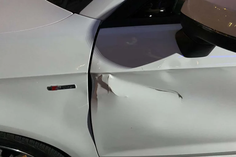 Lenzburg AG - Fahrradfahrer nach Kollision verletzt