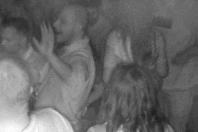 Wien – Bierglas ins Gesicht geworfen – Neue Bilder