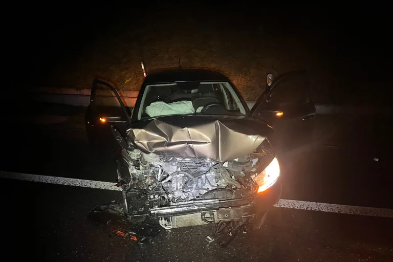 A14 Buchrain LU – Zwei Personen bei Auffahrunfall auf Autobahn verletzt