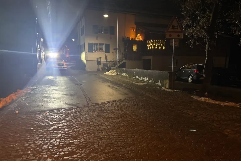 Rüti GL – 20-Jähriger nach Streit und Messerangriff verletzt