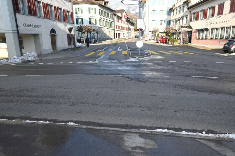 Kaltbrunn SG - Kollision zwischen zwei Autos 