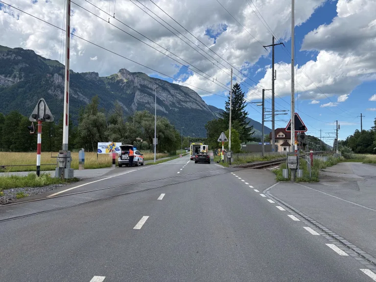 Salez SG – Velofahrer bei Unfall mit Auto schwer verletzt