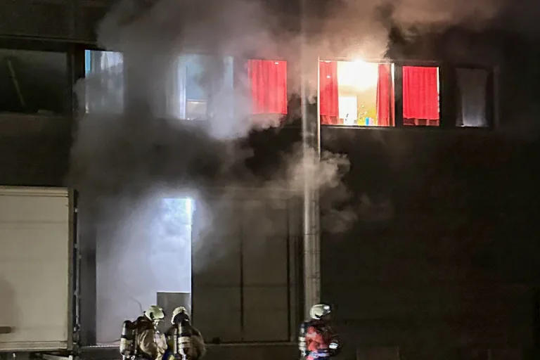 Hölstein BL – Brand hinterlässt erheblichen Sachschaden 