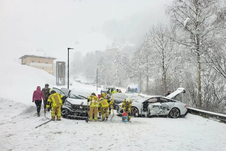 See – Fünf Verletzte nach Unfall im Paznaun