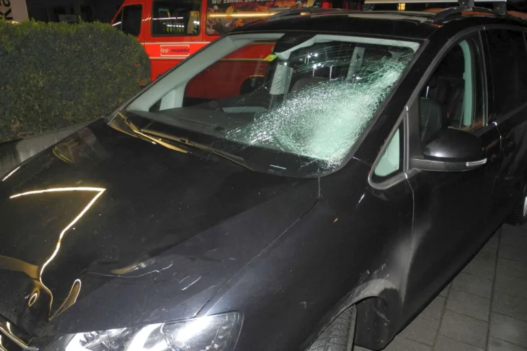 Lachen SZ – Zeugenaufruf nach schwerem Unfall