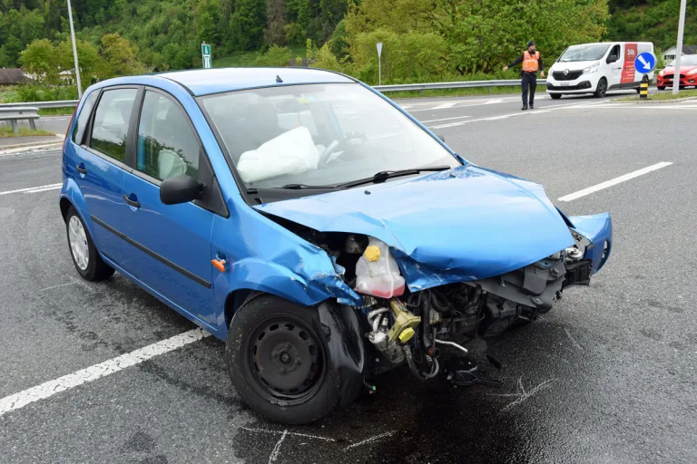 Reiden LU - Zwei verletzte Personen nach Unfall