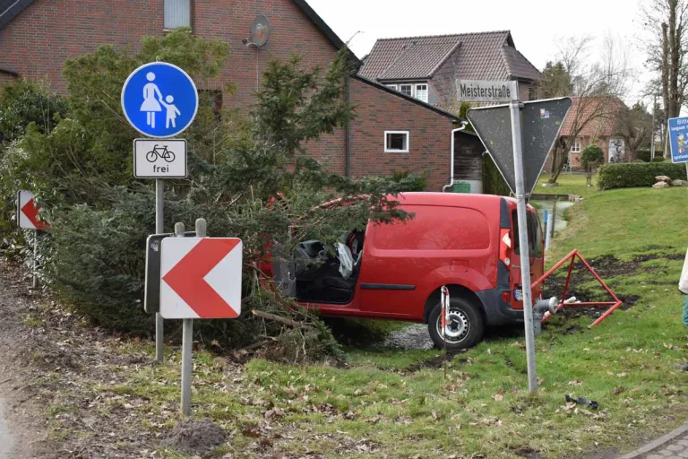 Elsfleth - Unfall mit über 3 Promille verursacht
