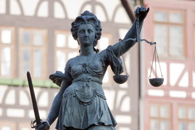 Schweiz - Keine Verwahrung einzig wegen Beteiligung an Al-Qaïda oder IS