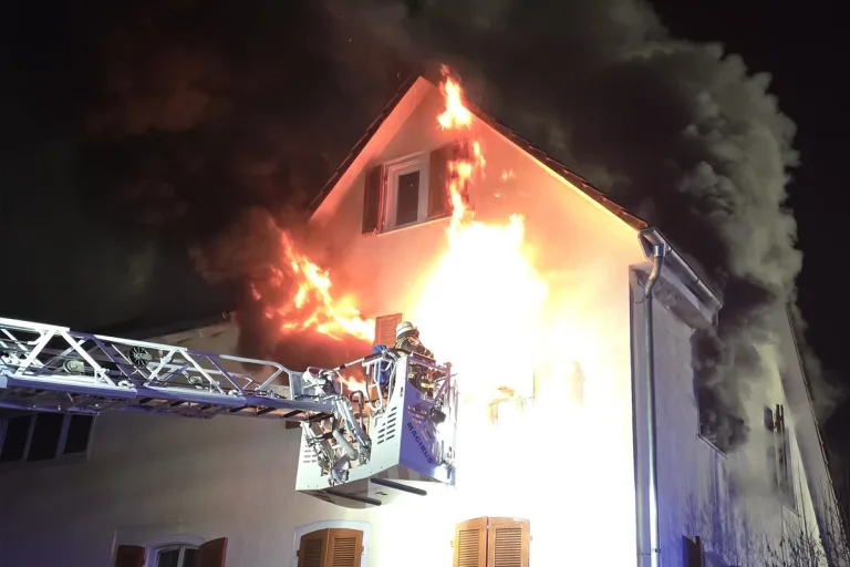 Trossingen – Ein Toter bei Brand in Einfamilienhaus