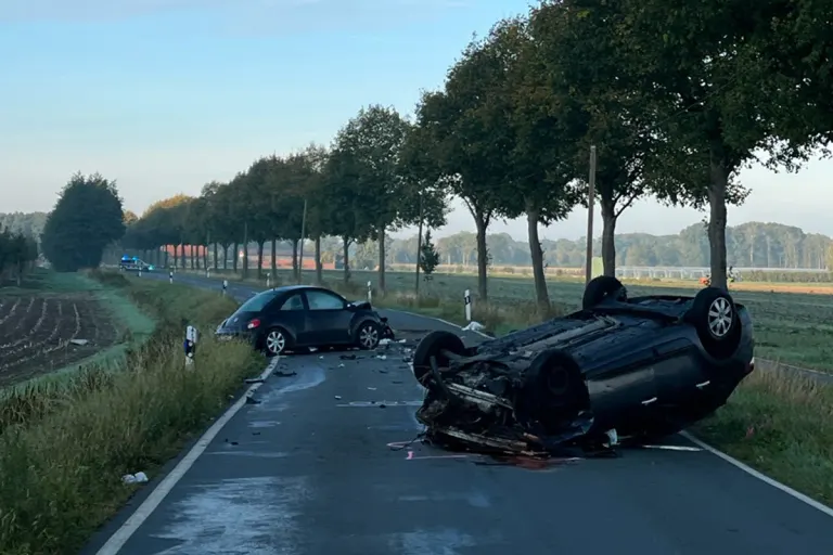 Senden NW – Zwei Autofahrer bei Unfall schwer verletzt