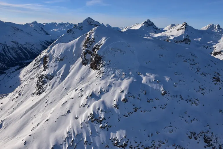 Pontresina GR - 34-Jähriger wird von Lawine getötet