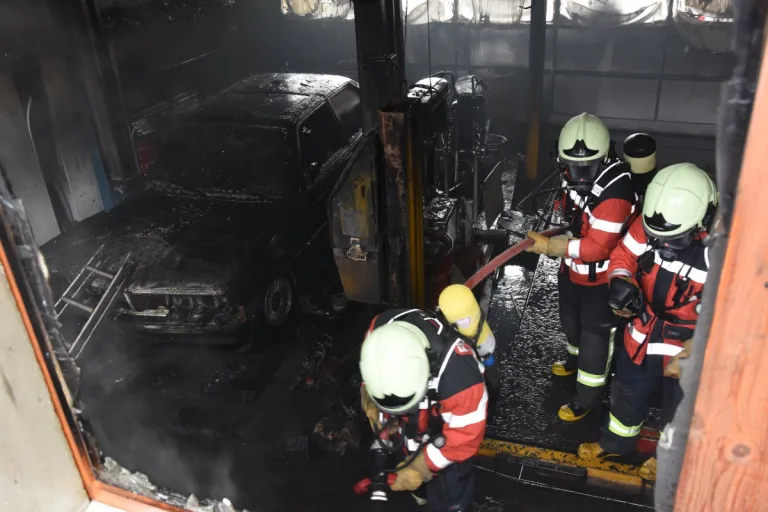  Muolen SG - Brand in Werkstatt verursacht grossen Sachschaden