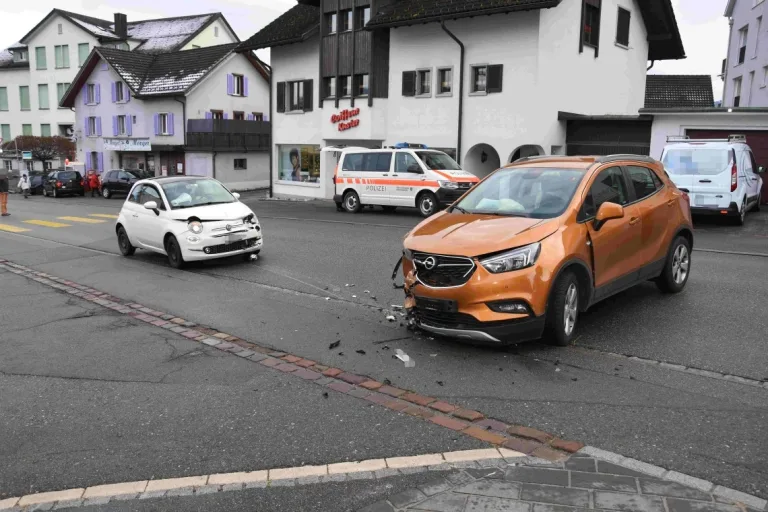 Ermenswil SG – Unfall beim Abbiegen