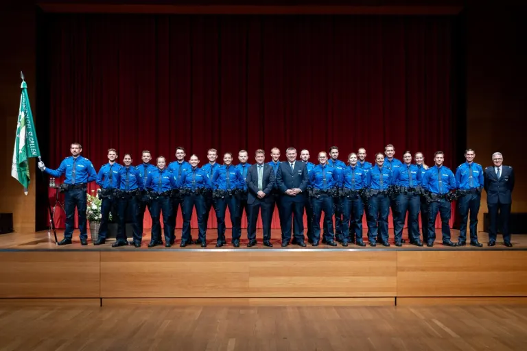 Rorschach SG - 20 neue Polizeiangehörige