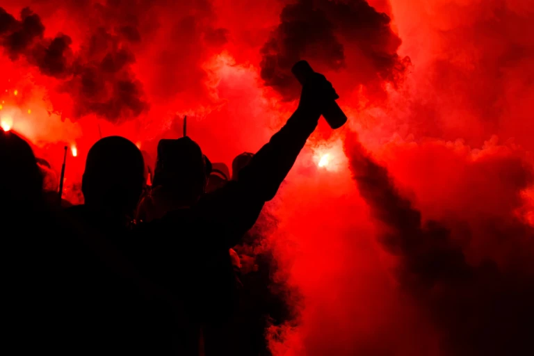 Cupfinal in Bern - Drei Verletzte durch Pyrotechnik