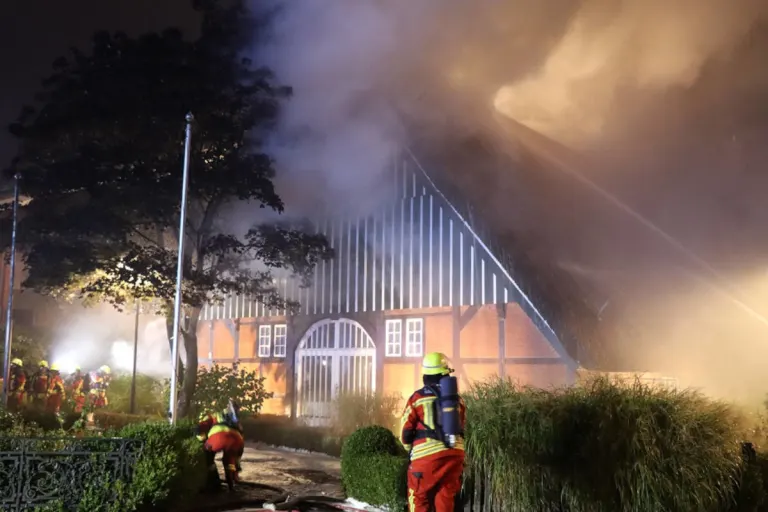 Kaltenkirchen – Feuer zerstört Traditionshaus