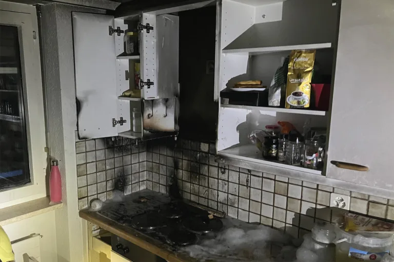 Münchenstein BL - Brandausbruch in einer Küche 